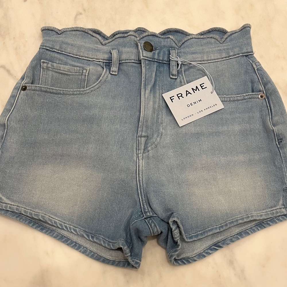 Frame light wash scalloped waist detail 2”  inseam denim short